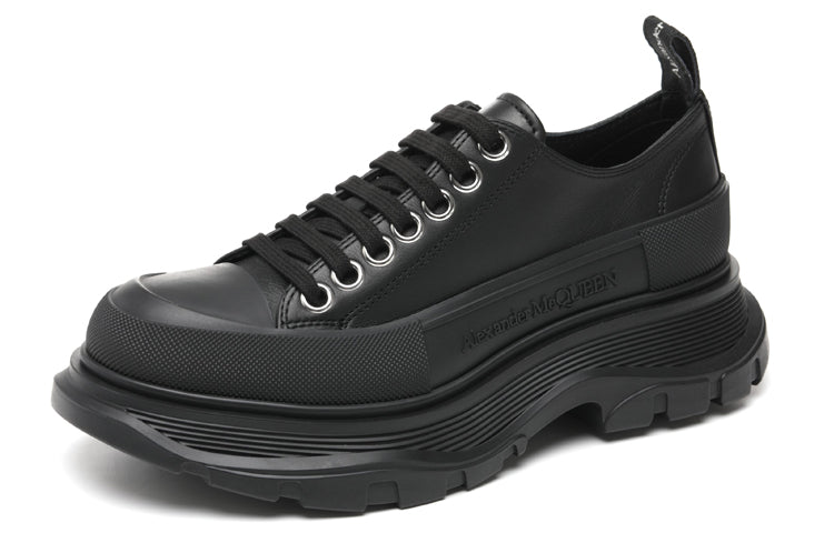 (WMNS) Alexander McQueen Tread Slick Sneakers 'Black' 702042WHZ621081