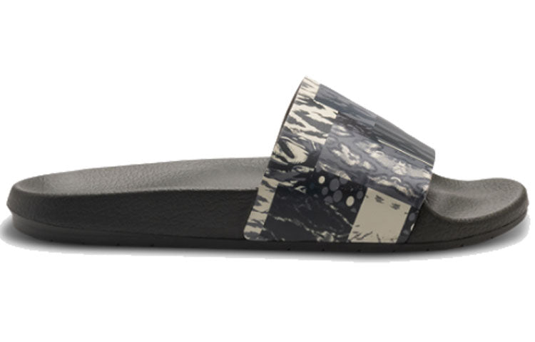 Under Armour Core Remix Striker Slippers Green 3023235-300