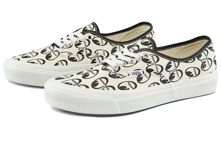Vans Mooneyes x Authentic 44 DX 'Anaheim Factory - White' VN0A5KX4AVP