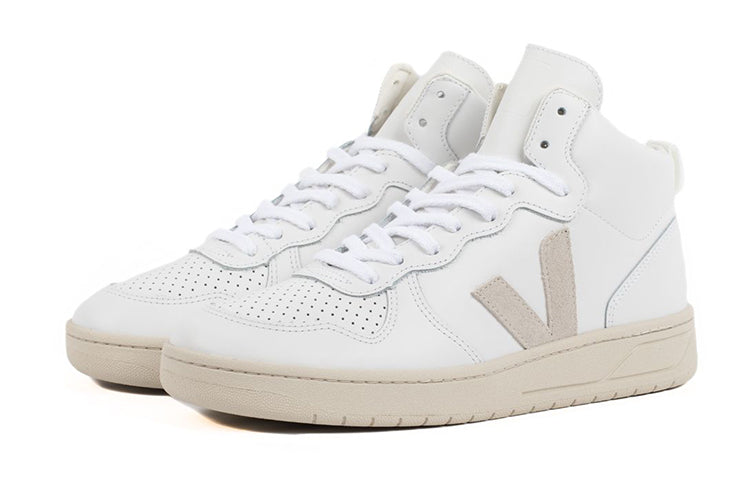 Veja V-15 Leather 'White Natural' VQ021270