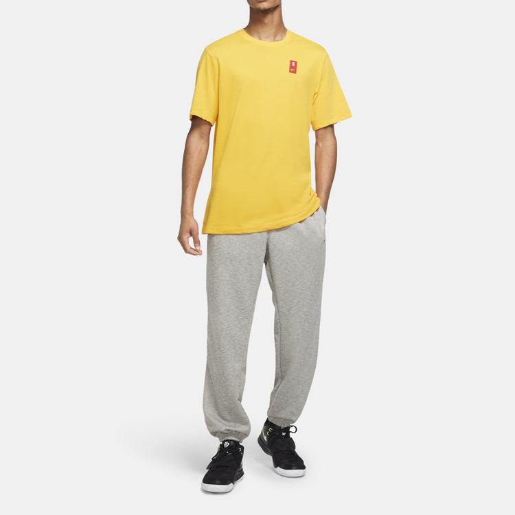 Nike Kyrie Logo Basketball Short Sleeve Large Gold CV1062-739