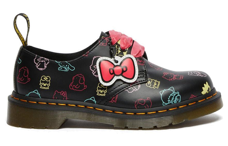 (WMNS) Dr. Martens 1461 x Hello Kitty And Friends 'Black' 26841001