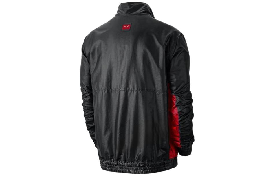Nike NBA Chicago Bulls Lightweight Jacket AV0627-010