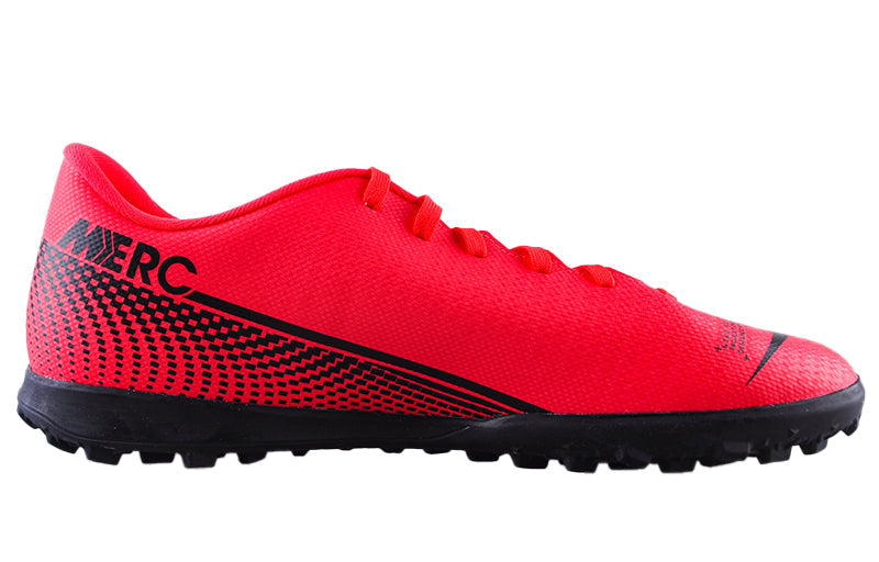 Nike Mercurial Vapor 13 Club Low-Top Soccer Shoes Red/Black AT7999-606