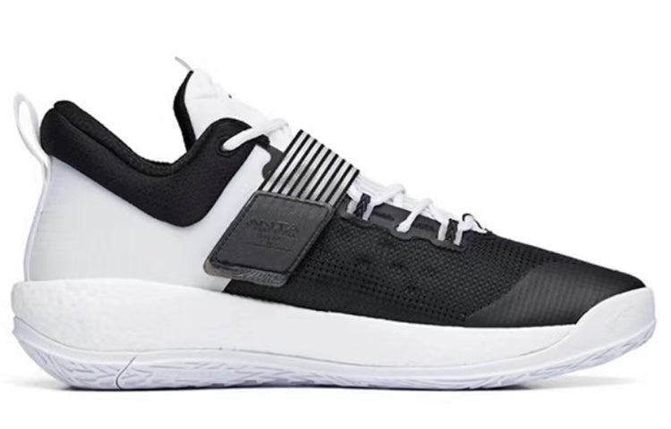ANTA Sweeping 4 'White Black' 112231608-3