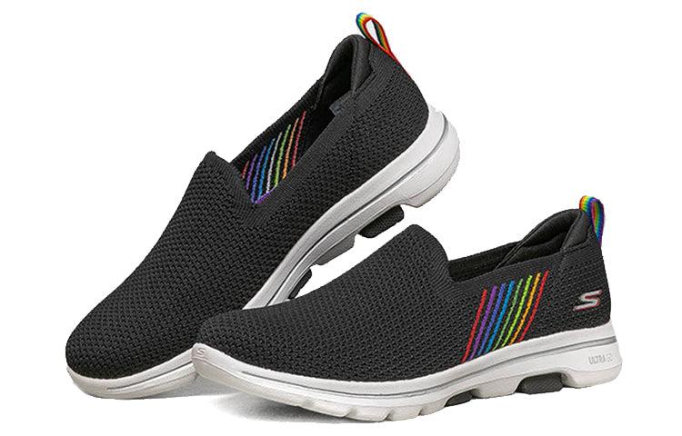 (WMNS) Skechers Go Walk 5 'Black' 124246-BKMT