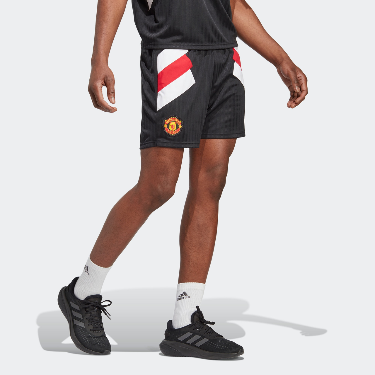 adidas Manchester United Icon Shorts 'Black' HT2001