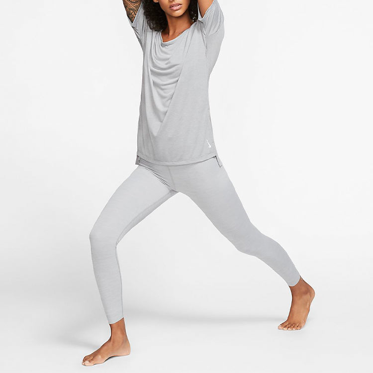 (WMNS) Nike Solid Color Round Neck Forked Short Sleeve Gray CJ9327-073