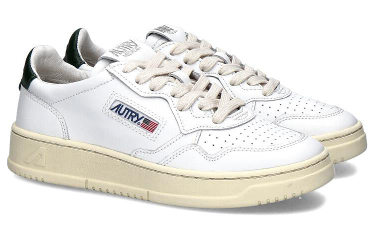 (WMNS) Autry Medalist Low 'White Black' AULW-LL47