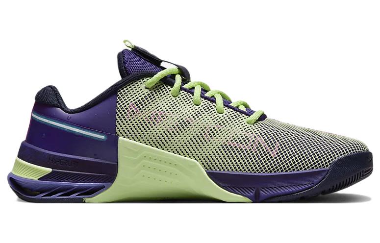 (WMNS) Nike Metcon 8 AMP 'Deep Purple Barely Volt' DV1168-500