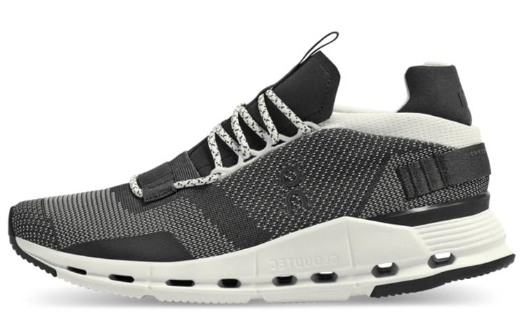 (WMNS) On Running Cloudnova 'Black White' 26.99677