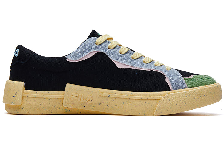 (WMNS) Fila Fusion x Jeremyville 'Black Grey' T12W135104FBG