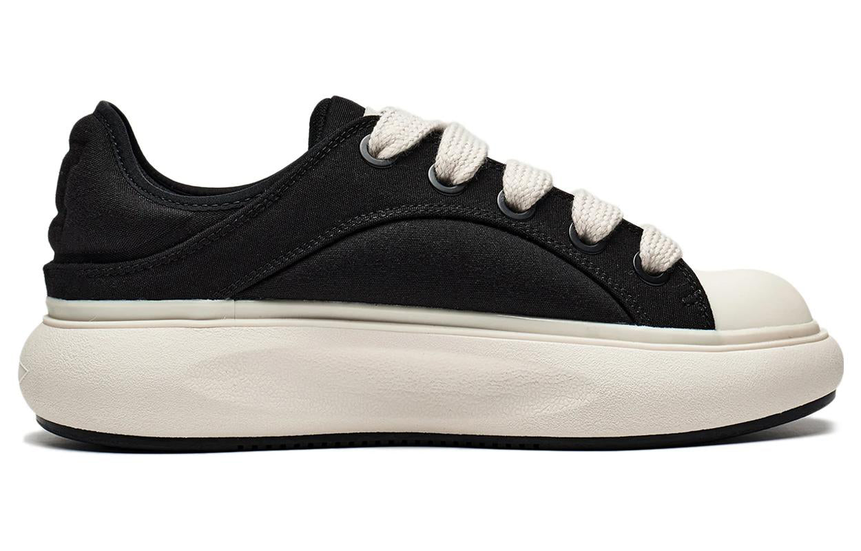 (WMNS) Li-Ning YunYou C4D 'Black White' AZGT044-5