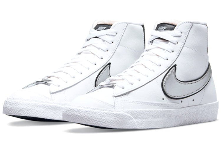 (WMNS) Nike Blazer Mid '77 Essential 'White Metallic Silver' DH0070-100
