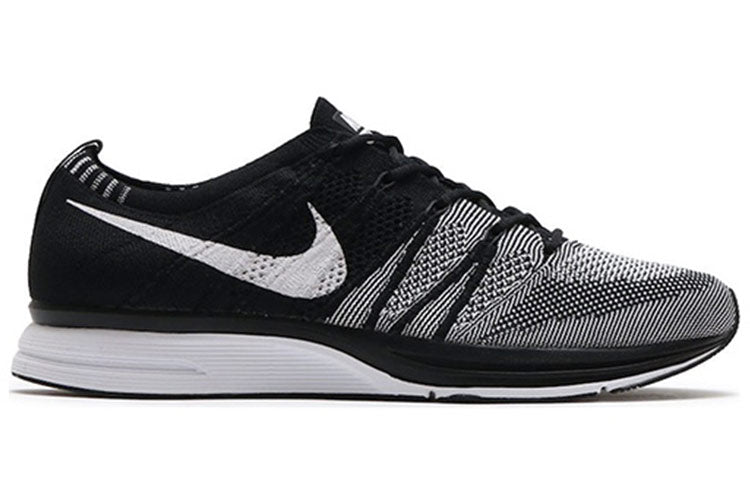 Nike Flyknit Trainer 2018 'Oreo' AH8396-005