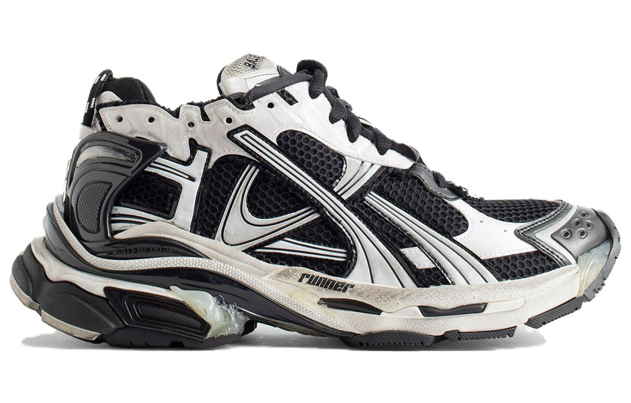 Balenciaga Runner 'Black White' 772774W3RMU9010