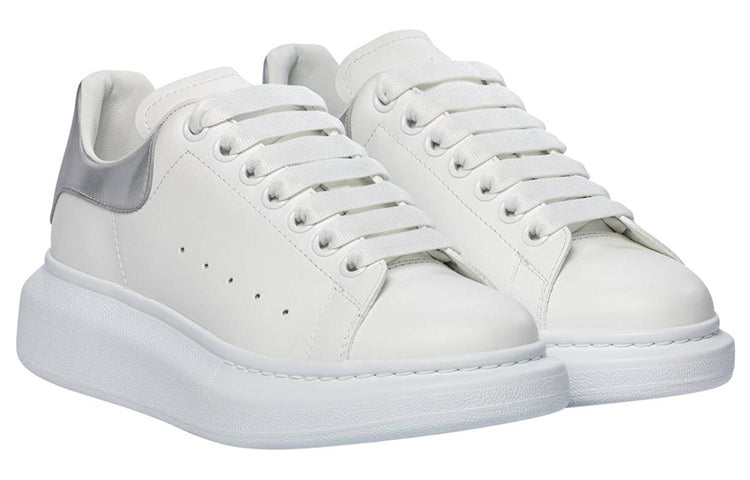 (WMNS) Alexander McQueen Oversized Shoes 'Cream White Silver' 718232WICGI9071