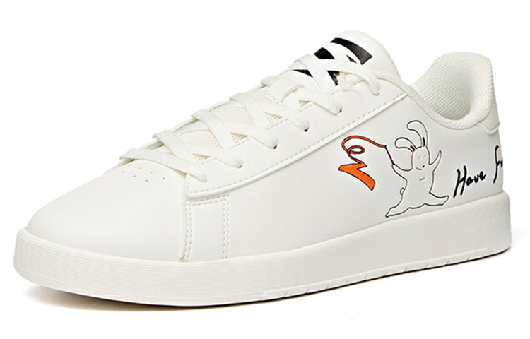 (WMNS) ANTA Life Series Sneakers'White Black Orange' 122038061-3