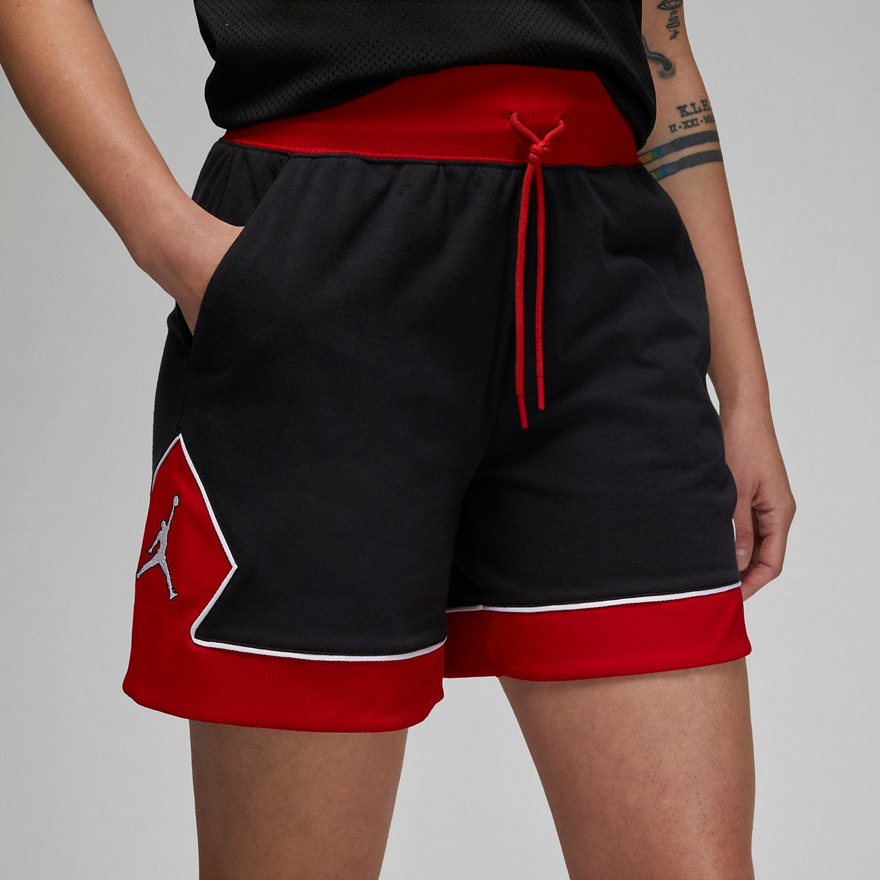 (WMNS) Air Jordan Diamond Short 'Black Red' DZ3352-010
