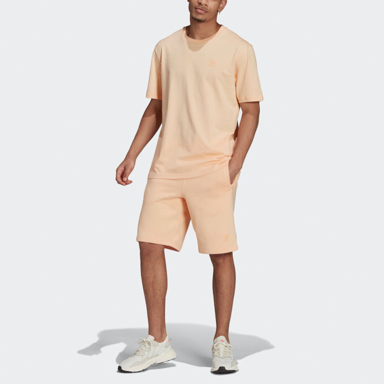 Men's adidas originals Casual Breathable Sports Short Sleeve Apricot Color T-Shirt H09131