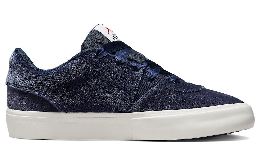 (WMNS) Air Jordan Series.05 SE 'Navy Velvet' DZ7737-460