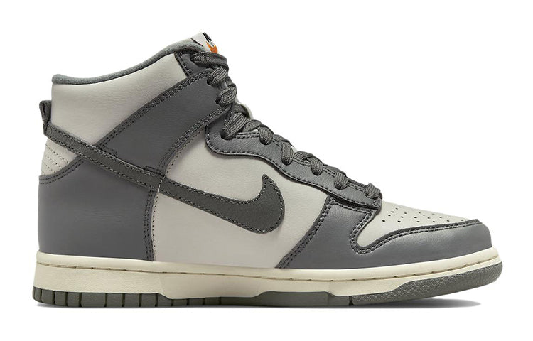(GS) Nike Dunk High SE 'Light Bone Tumbled Grey' DM1028-001