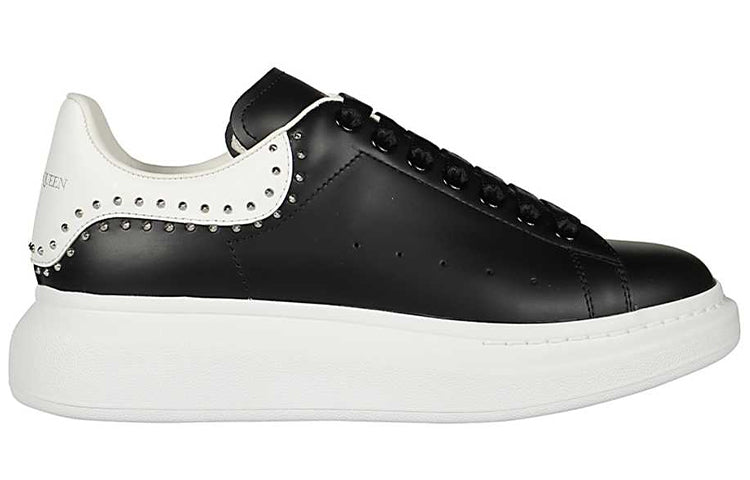 Alexander McQueen Oversized Sneaker 'Black Studs' 628017WHTQQ1071