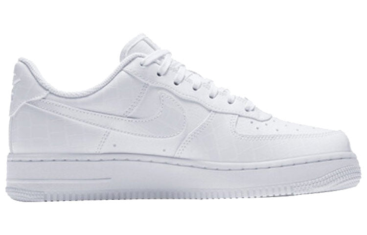 (WMNS) Nike Air Force 1 07 ESS 'White' AO2132-100