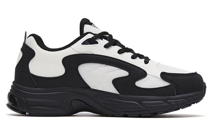 (WMNS) ANTA Running Series Sneakers 'Black White' 122315503-8