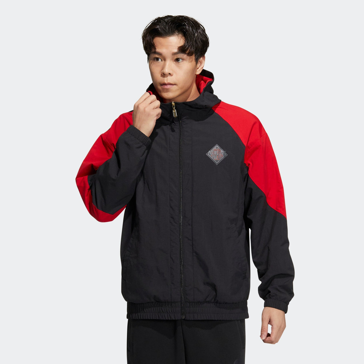 adidas Jacket IQ1578