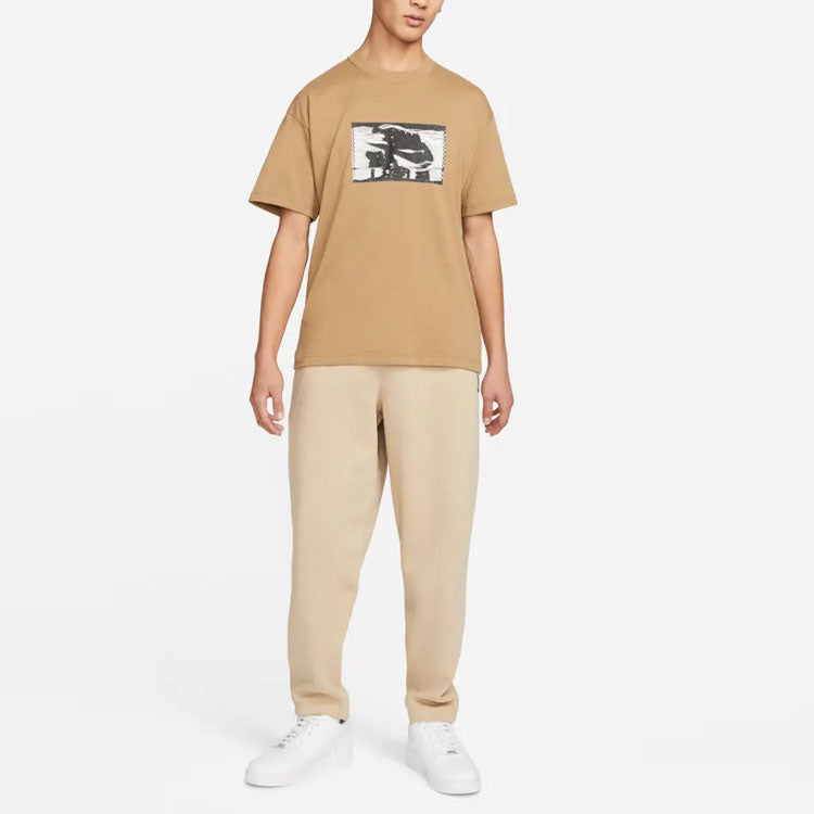 Men's Nike Pattern Printing Round Neck Pullover Short Sleeve Khaki T-Shirt DR5758-258