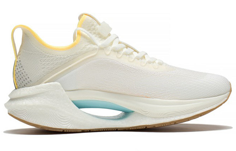 (WMNS) Li-Ning Essential 'White Yellow' ARRS004-11