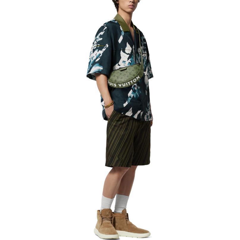 LOUIS VUITTON Monogram Printed Short-Sleeved Silk Shirt