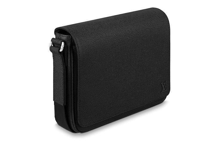 LOUIS VUITTON M30851 District Pm