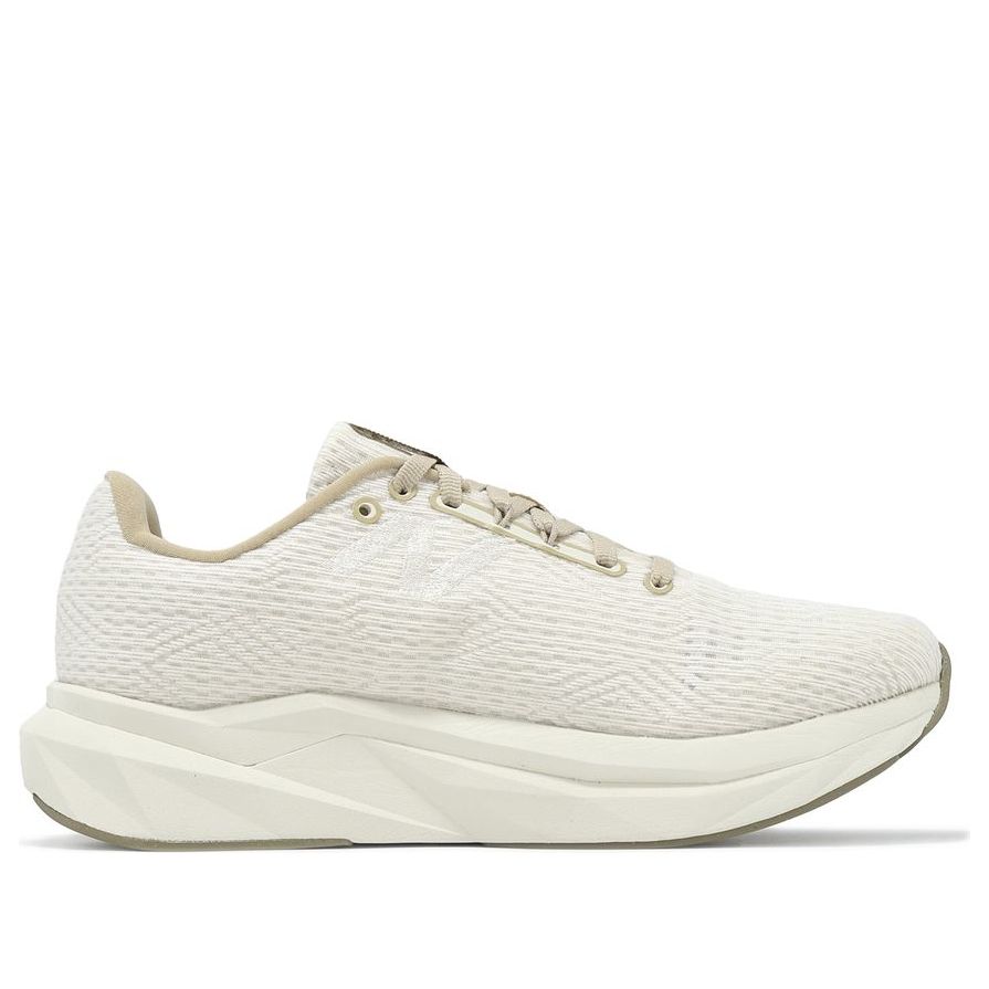 (WMNS) New Balance FuelCell Propel v5 'Linen Gold Metallic Stoneware' WFCPRHL5