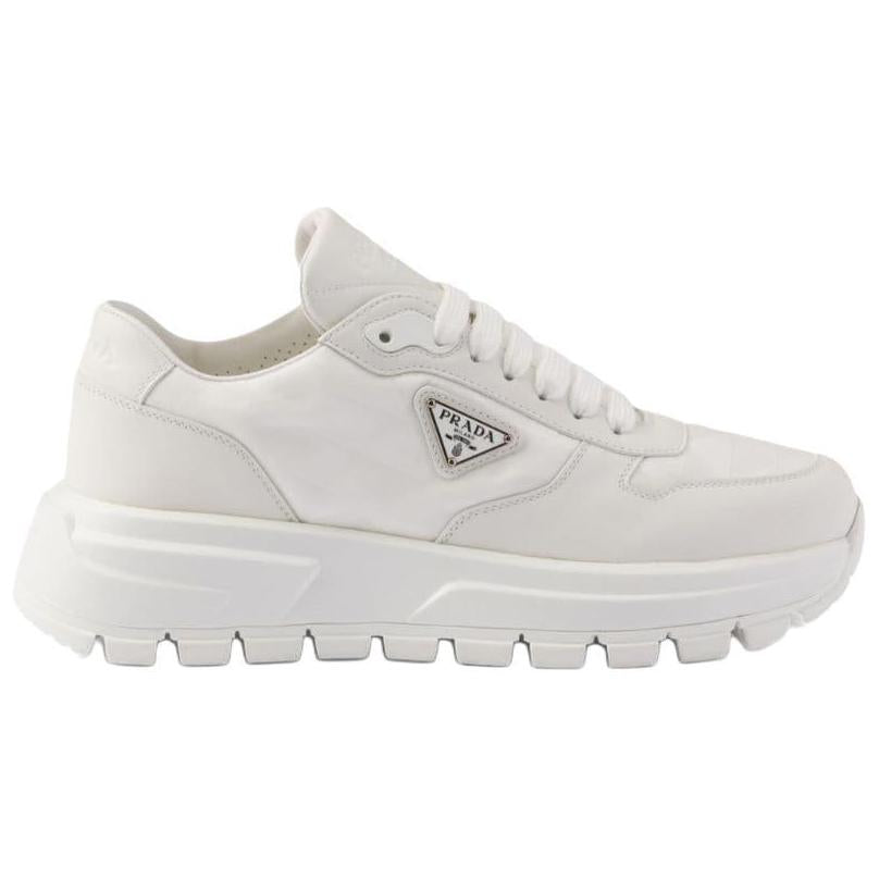 PRADA PRAX 01 Low-Top Casual Shoes Women's White