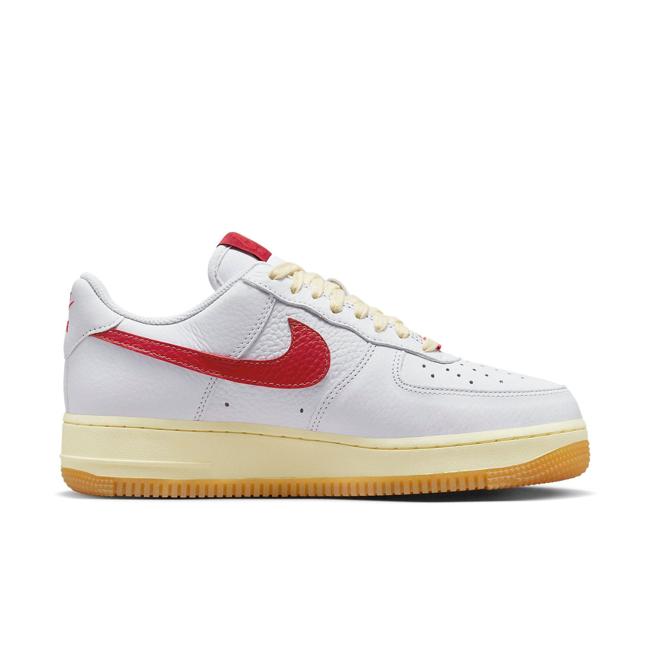 (WMNS) Nike Air Force 1 '07 'White Red Gum' FN3493-100