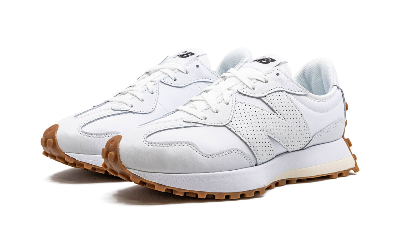 (WMNS) New Balance 327 'Sea Salt Black Gum' WS327LS