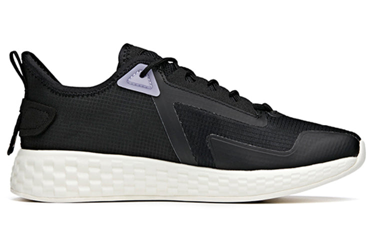 (WMNS) ANTA Running Series Sneakers 'Black' 922125523-3