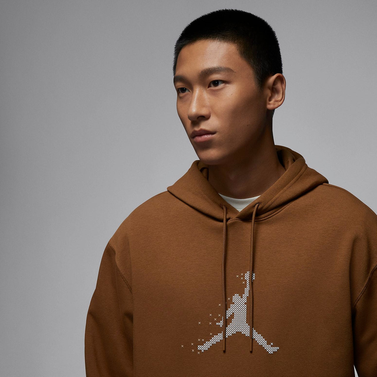 Air Jordan Holiday Fleece Pullover Hoodie 'Light British Tan Sail' FD7466-281