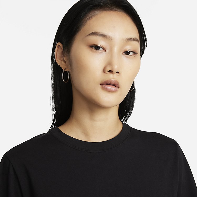 (WMNS) AS W Nike Sportswear DFADV TP SS Top Black DD4621-010