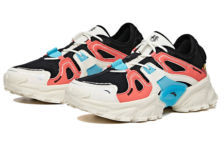 (WMNS) ANTA Outdoor Series Sneakers 'Black Red Blue' 122016601-5