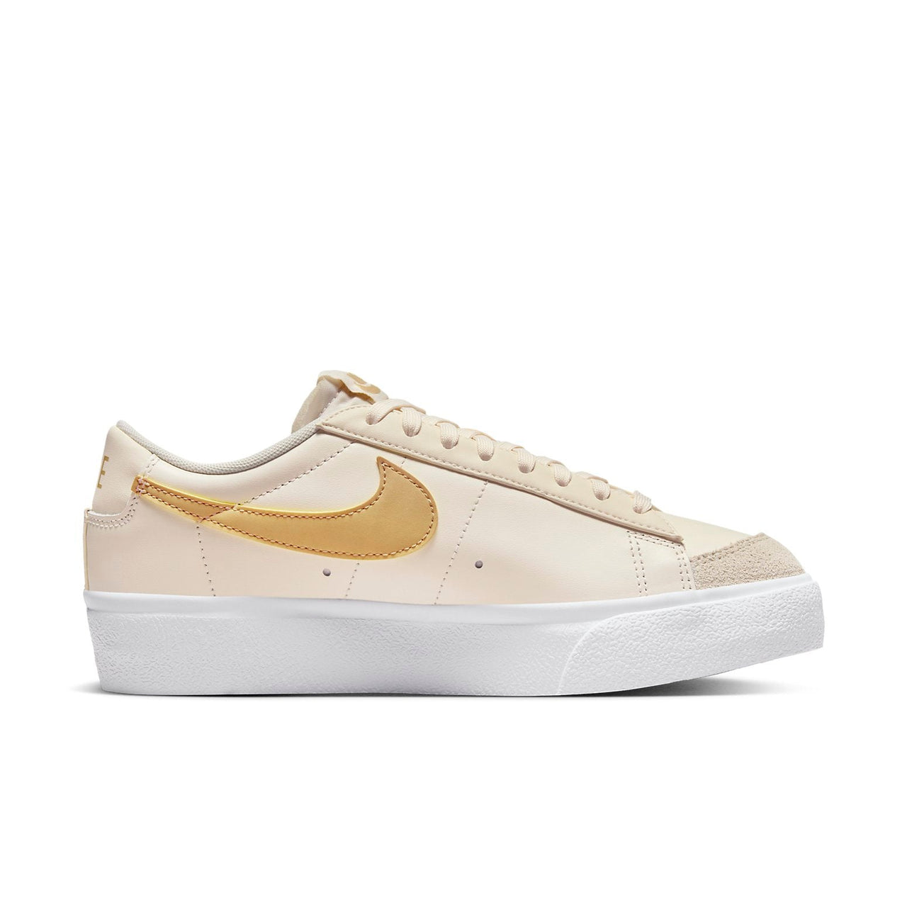(WMNS) Nike Blazer Low Platform 'Pale Ivory Saturn Gold' DJ0292-113