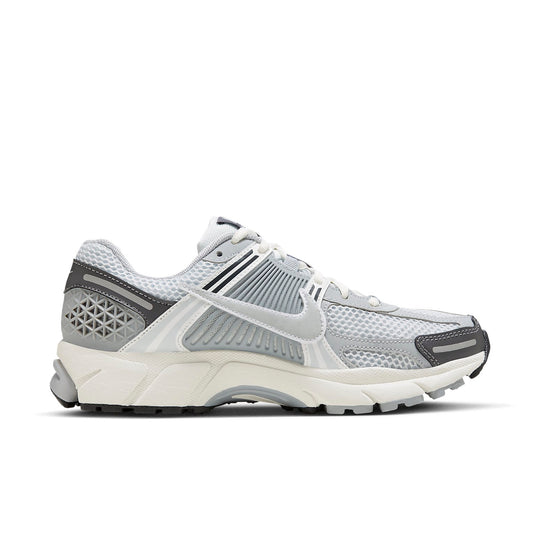 (WMNS) Nike Air Zoom Vomero 5 'Wolf Grey Cool Grey' FD9919-001