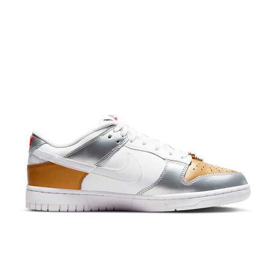 (WMNS) Nike Dunk Low SE 'Silver Gold Metallic' DH4403-700