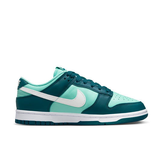 (WMNS) Nike Dunk Low 'Green' DD1503-301