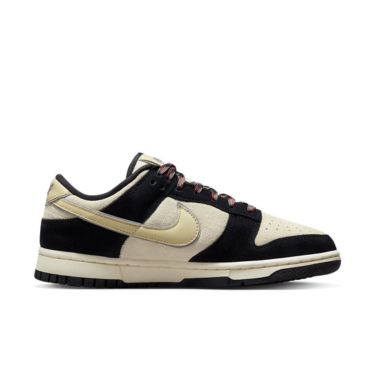 (WMNS) Nike Dunk Low LX 'Black Team Gold' DV3054-001