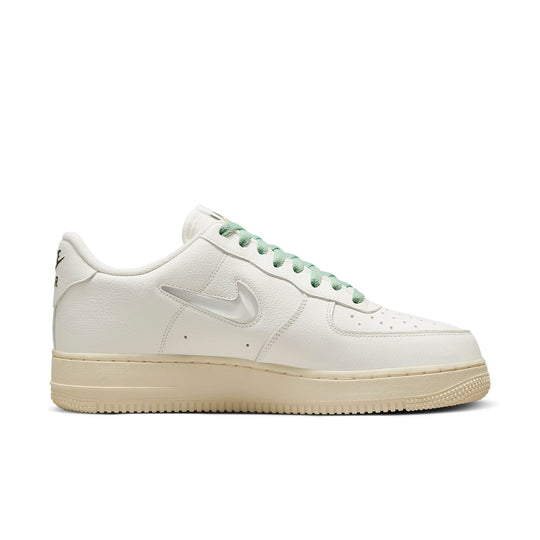 Nike Air Force 1 '07 Premium Vintage 'Certified Fresh' DO9785-100