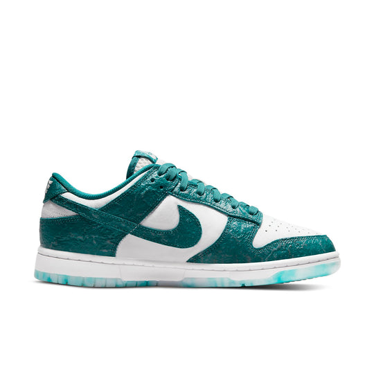 (WMNS) Nike Dunk Low 'Ocean' DV3029-100