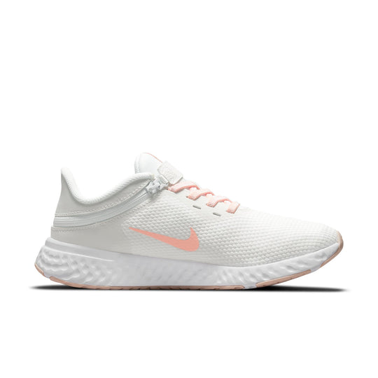 (WMNS) Nike Revolution 5 FlyEase 'Summit White Crimson Bliss' BQ3212-109